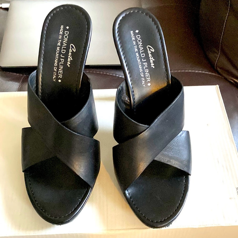 Donald J Pliner Black High Heeled Sandals